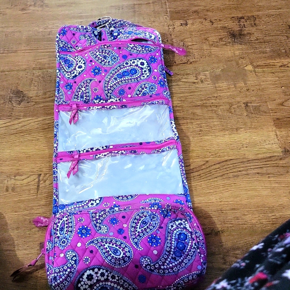 Vera Bradley hanging make-up bag excellent condition